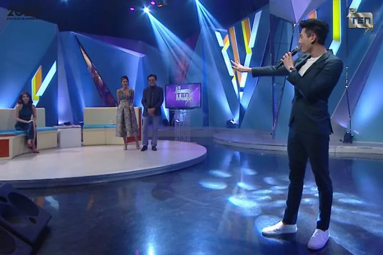 ทีวีไกด์: รายการ "ตีสิบเดย์" “เมทัล” เขินหนัก “โดม” ร้องเพลง ส่งสายตาบอกรัก หวานไม่แคร์สื่อ!!
