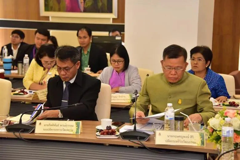 วธ.ตั้งทีมติวเข้มผู้บริหารส่วนกลาง-ภูมิภาคขับเคลื่อนภารกิจด้านวัฒนธรรม รองรับยุทธศาสตร์-ปฏิรูปประเทศ-เร่งรัดกรมศิลป์เสนอกฎหมาย 2 ฉบับ สั่งสำรวจอุทยานประวัติศาสตร์-แหล่งเรียนรู้ปรับสถานที่รองรับอารยสถาปัตย์อำนวยความสะดวกผู้สูงอายุ-ผู้พิการ