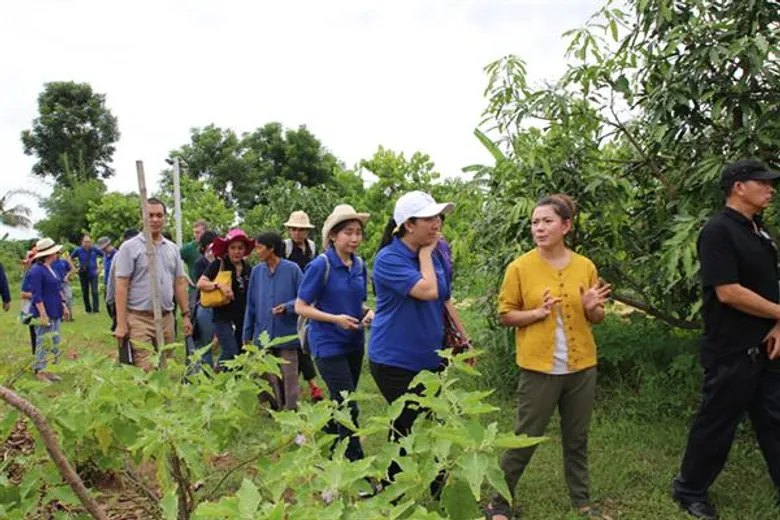 เดอะ สุโกศล ฯ ยกทีมสำรวจต้นทางผลิตวัตถุดิบอินทรีย์ ตะลุยฟาร์มเกษตรกร จ.ราชบุรี