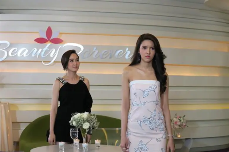 ทีวีไกด์: เรื่องย่อละคร " เกมเสน่หา " ตอนที่ 1 จันทร์ที่ 25 มิถุนายน เวลา 20.20 น.ช่อง 3