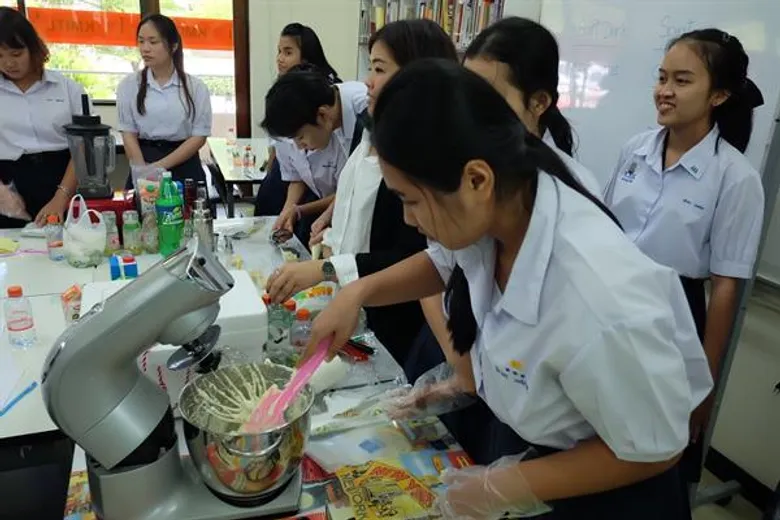 ศิลปศาสตร์ สจล. แนะนำหลักสูตรนวัตกรรมการท่องเที่ยวและการบริการ พร้อมเปิดรับนศ. 2-14 กค.นี้