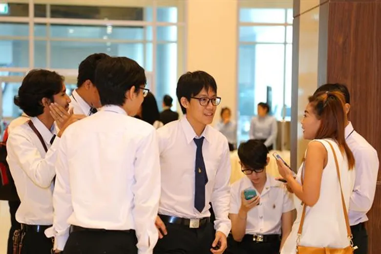 ทักษะสำคัญอะไรที่คนไทยขาด (ป้องกันตกงาน 4.0) โปรดเถิด เช็คลิสต์ ติดอาวุธให้พร้อม