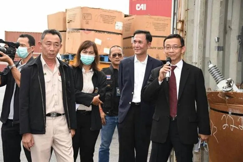 ศุลกากร จับกุม อายัด พร้อมผลักดันตู้สินค้า เศษอิเล็กทรอนิกส์ เศษพลาสติก และเศษโลหะ รวมกว่า 100 ตู้