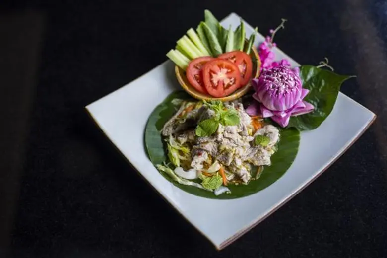 อาหารไทยแบบออร์แกนิค ความอร่อยที่มาพร้อมคุณค่าทางโภชนาการ เมนูใหม่จาก ห้องอาหาร สมูท เคอร์รี่, โรงแรม ดิ แอทธินี โฮเทล แบงค็อก, อะ ลักซ์ชูรี คอลเล็คชั่น โฮเทล