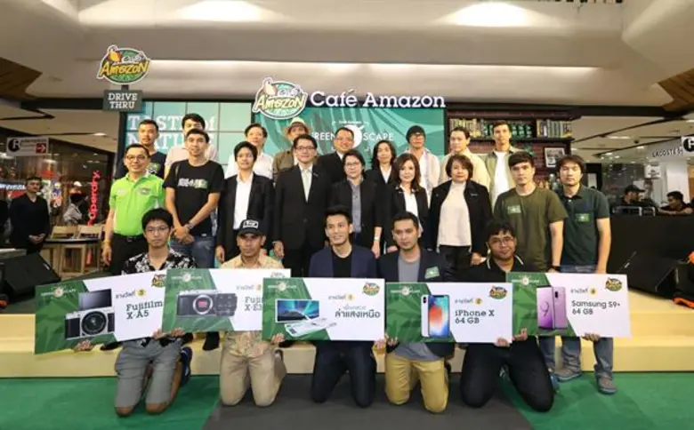 นางสาวจิราพร ขาวสวัสดิ์ รองกรรมการผู้จัดก...