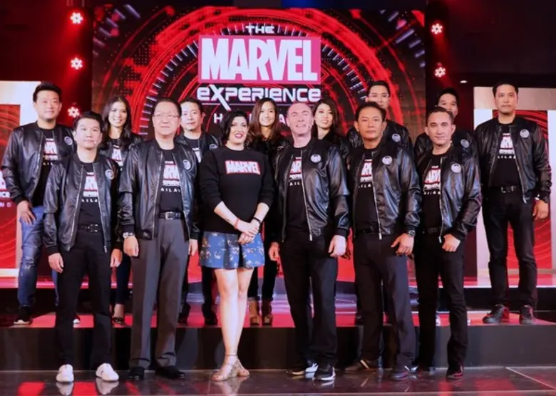 นายธีรวิทย์ จารุวัฒน์(แถวหน้าที่2 ขวา)ประ...