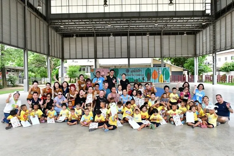 ผู้บริหารเฮอร์บาไลฟ์ นิวทริชั่น เอเชียแปซิฟิก เยี่ยมมูลนิธิเด็กในโครงการ “คาซ่า เฮอร์บาไลฟ์” ที่ประเทศไทย ครั้งที่ 2