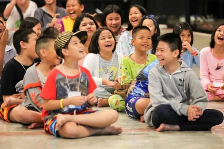 โรงเรียนอนุบาลราชบุรี จับมือ นานมีบุ๊คส์ จัดค่าย “กดสวิซส์ ชีวิตออฟไลน์” เสริมสร้างภูมิคุ้มกันทางสังคม และส่งเสริมทักษะชีวิต สำหรับเด็ก Gen-Z