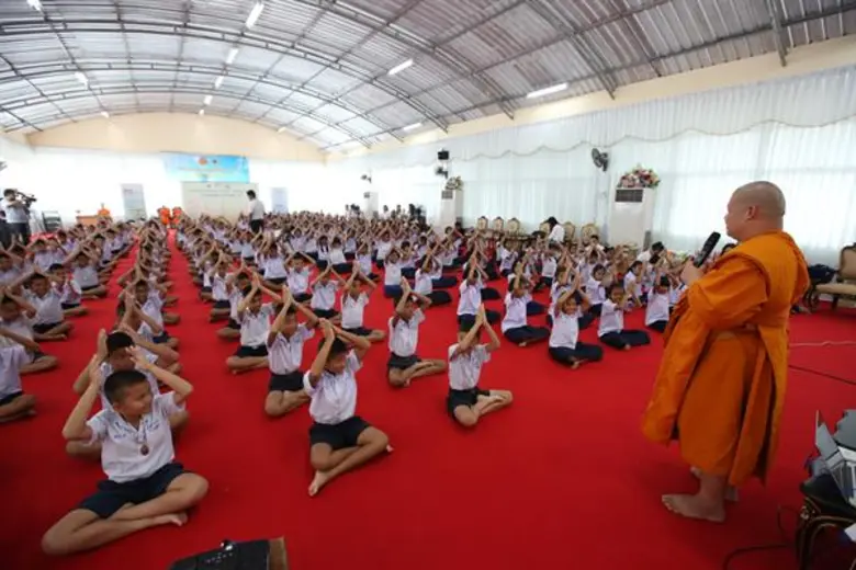 ซีพี ออลล์ จับมือ ป.ป.ส. นำ “ธรรมสู่เยาวชน” จัดเรายกวัดมาไว้ที่เซเว่นฯ สัญจร “ก้าวแห่งสติ เท่าทันยุค 4.0”