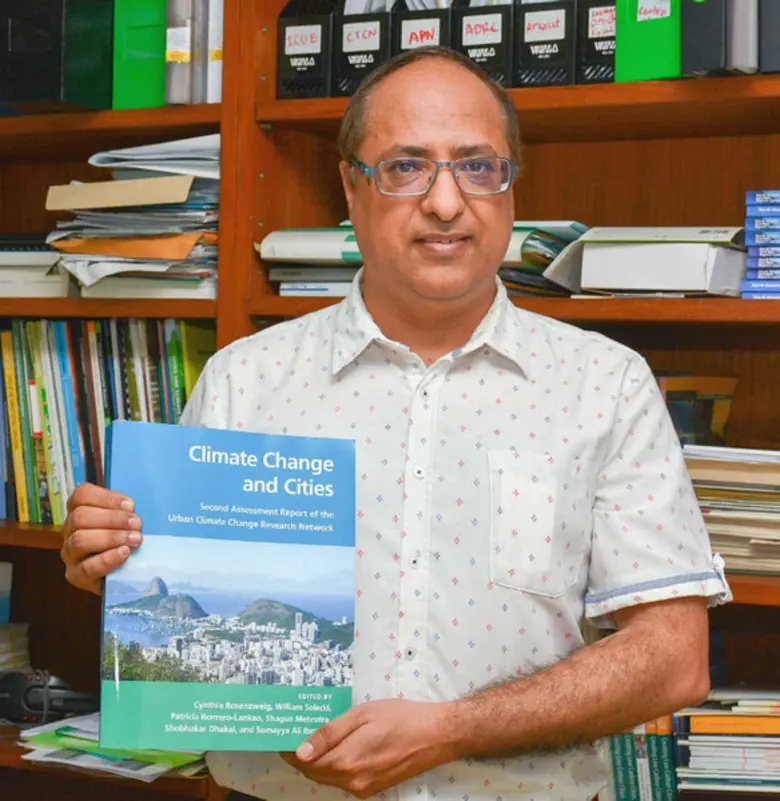 New publication on Climate Change and Cities by AIT faculty member