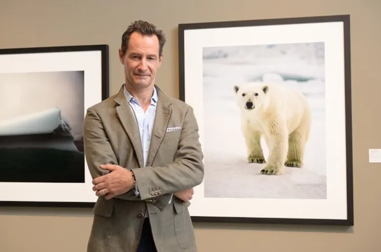 ช่างภาพนักผจญภัย “Sebastian Copeland” บินลัดฟ้า ร่วมงานเปิดนิทรรศการภาพถ่าย “Beyond the Air We Breathe: Addressing Climate Change”