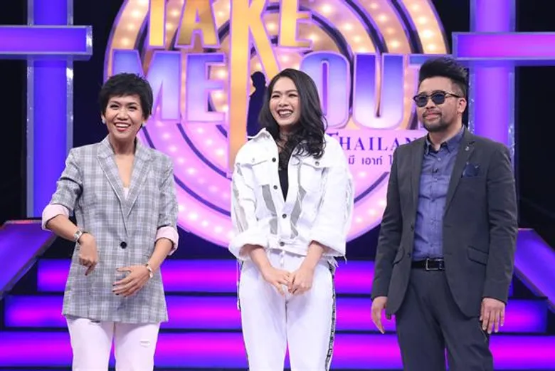 “น้าเน็ก” – “กาละแมร์”ถึงกับอึ้ง!! เมื่อเจอสาวขาแดนซ์บุก “Take me out”