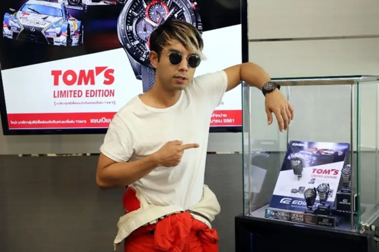 CASIO EDIFICE ร่วมกับ TOM’s Racing Team ออกแบบนาฬิกาลิมิเต็ดอิดิชั่น EDIFICE EQS-900TMS เผยโฉมครั้งแรกในประเทศไทยสุดยิ่งใหญ่ ในสนามแข่ง Chang Super GT Race 2018
