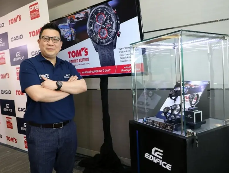 CASIO EDIFICE ร่วมกับ TOM’s Racing Team ออกแบบนาฬิกาลิมิเต็ดอิดิชั่น EDIFICE EQS-900TMS เผยโฉมครั้งแรกในประเทศไทยสุดยิ่งใหญ่ ในสนามแข่ง Chang Super GT Race 2018