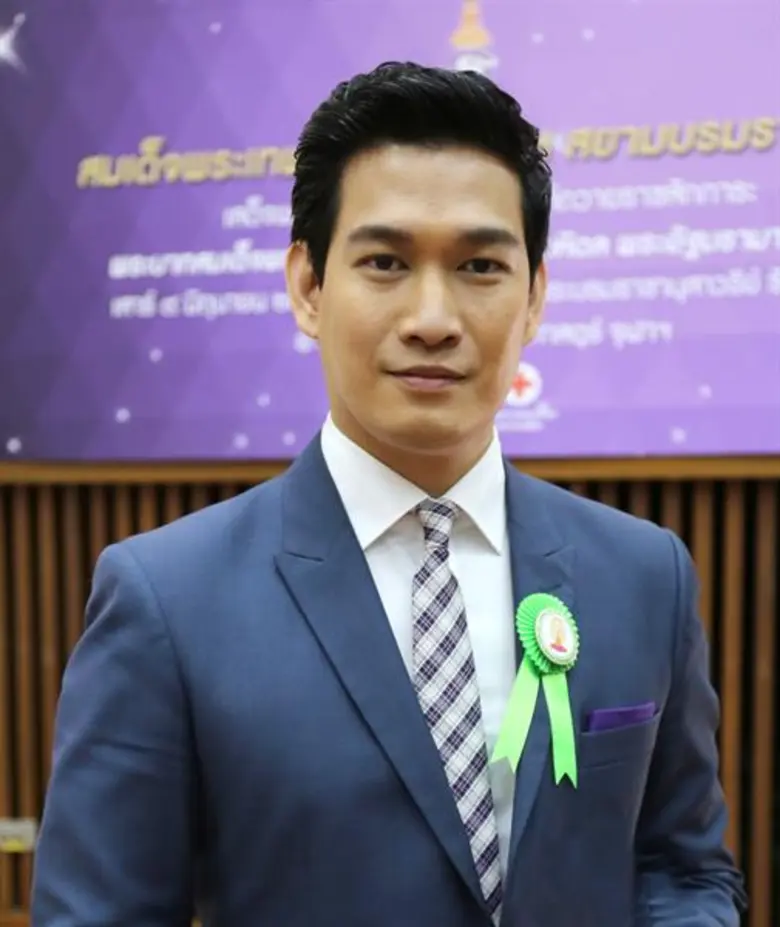 @@@ ปรบมือรัวๆให้กับความตั้งใจทำงานอย่างเ...