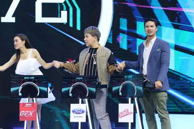เกิดอะไรขึ้น “ป้าตือ” หมดสภาพถูกถุงขยะคลุมหัว  “ดีเจ.นุ้ย-บุ๊คโกะ-หนูเล็ก” บุกป่วน “The Best of All”