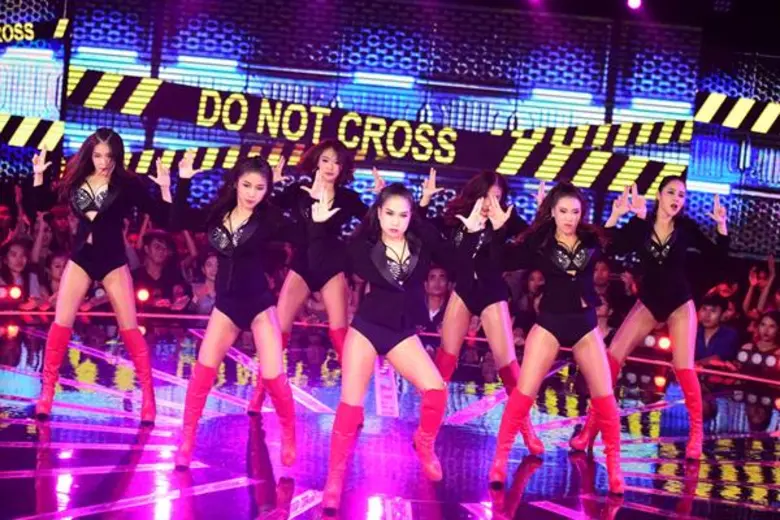 ทีวีไกด์: รายการ “WORLD OF DANCE THAILAND เต้นบันลือโลก” “นักเต้นไทยเจ๋ง” “หญิง-โจ้-ฮั่น” เฟ้นหนักหาทีมเข้ารอบต่อไป