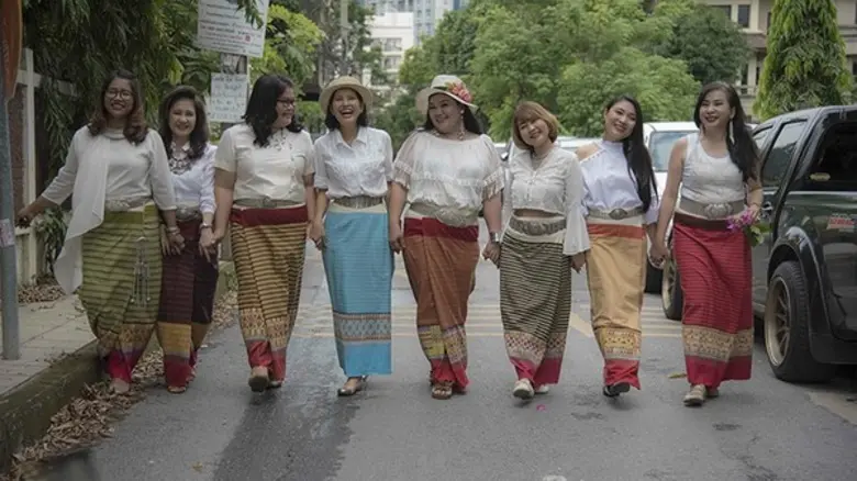 รวมพลคนรักผ้าซิ่นจัดงาน “ผ้าทอทั่วไทย สานใจ ถวายพระพร”