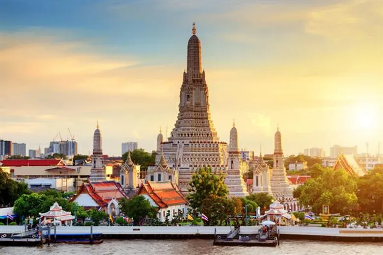 ภาคการท่องเที่ยวไทยครึ่งปีแรกเติบโตต่อเนื่อง แม็กเน็ตท่องเที่ยวใหม่ๆ แข็งแกร่ง เปิดไอคอนสยามปลายปี หนุนท่องเที่ยวโตทะลุเป้า