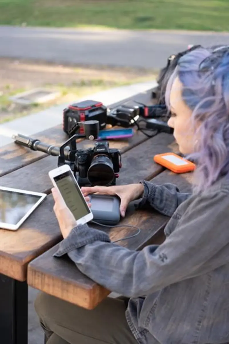 “LaCie DJI Copilot” ไดร์ฟที่คนรักการถ่ายภาพ และโดรนต้องมี พกง่าย จัดการไฟล์ได้ทุกที่ แม้ไม่มีอินเตอร์เน็ต หรือคอมพิวเตอร์