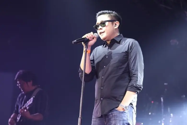 สามตัวพ่อ “เสือ - บิลลี่ – ติ๊ก” กอดคอศิลปินร่วมรุ่น(ใหญ่)อาสาพาบรรดาสาวก ทะลุมิติย้อนไปยุค 80s – 90s ใน “คอนเสิร์ตเด็กเทป 2”