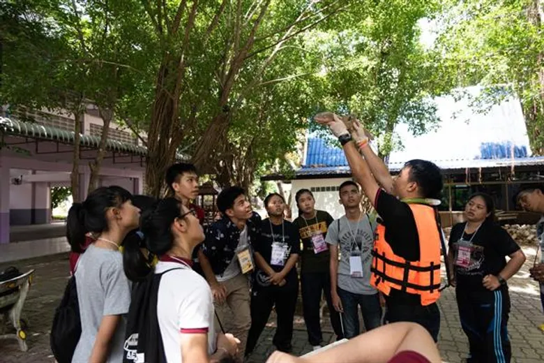 'ค่ายรากแก้ว’ สร้างและส่งต่อแรงบันดาลใจรักวิทย์-คณิต จากพี่สู่น้อง