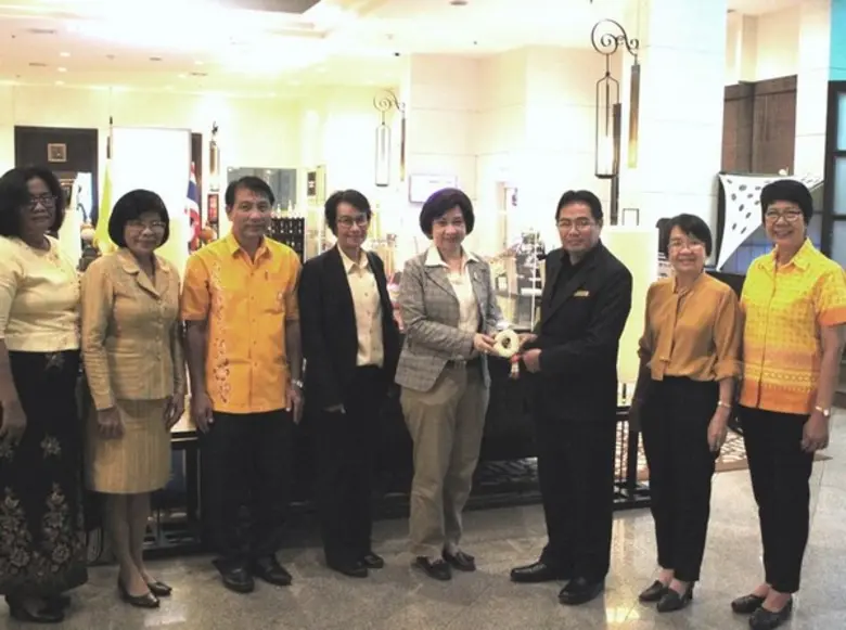 นายมนูญ วุฒิ ผู้จัดการทั่วโรงแรมเซ็นทาราห...
