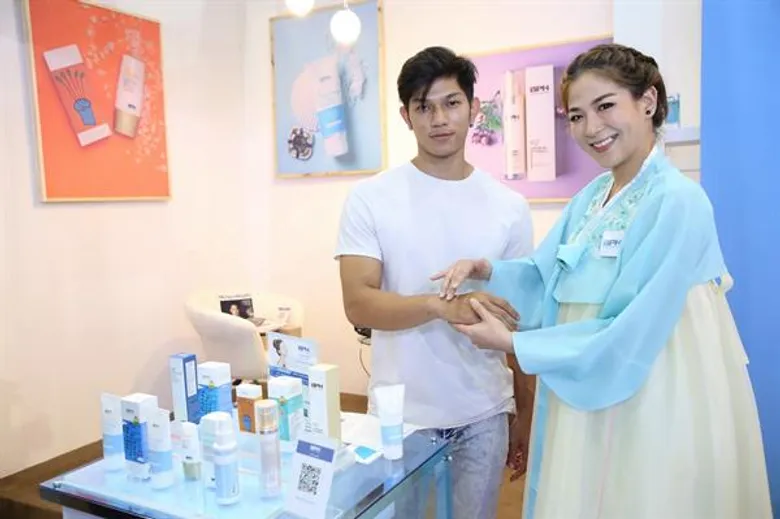 Balance On Life - Balance On Skin เซเลบฯ แชร์หลากวิธีสู่ “ผิวสวยสุขภาพดี ชีวิตสมดุล”