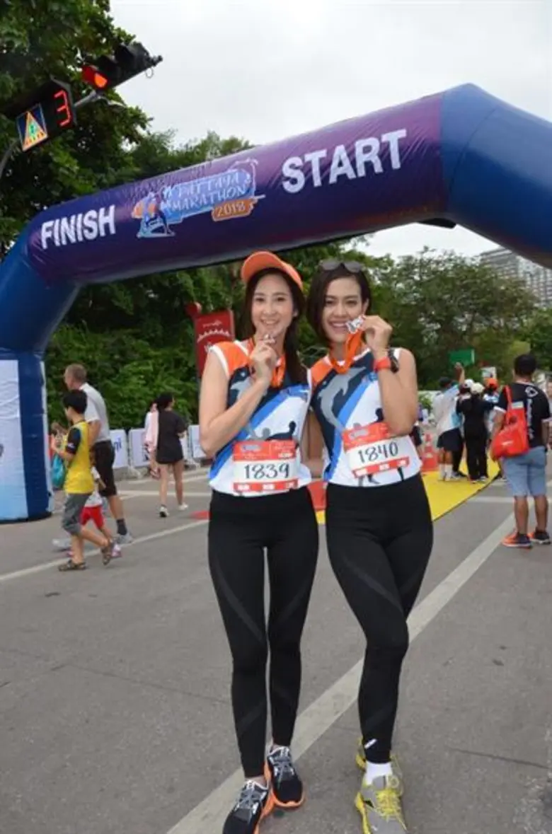 นักวิ่งปอดเหล็กนับหมื่นชีวิต ร่วมงาน “พัทยามาราธอน ประจำปี 2561  โดยมี เบอร์นาร์ด คิปลาแกต คิบิโล (Bernard Kiplangat Kibilo) ชาวเคนยา  และ แอ๊ปทิว วูบาเร็ก อายาริว (Abtew Wubhareg Ayalew) ชาวเอธิโอเปีย คว้าแชมป์โอเวอร์ออล