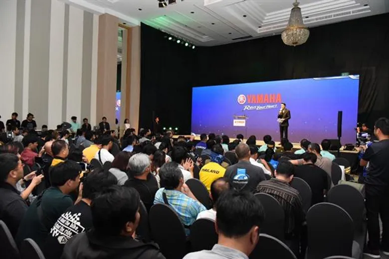 ยามาฮ่ารุกตลาดไตรมาส 3 เปิดตัวรถจักรยานยนต์ไฮบริดครั้งแรก ในประเทศไทยกับ “ยามาฮ่า แกรนด์ ฟีลาโน่ ไฮบริด” #ชีวิตมีคลาส สมาร์ทไปอีกขั้น