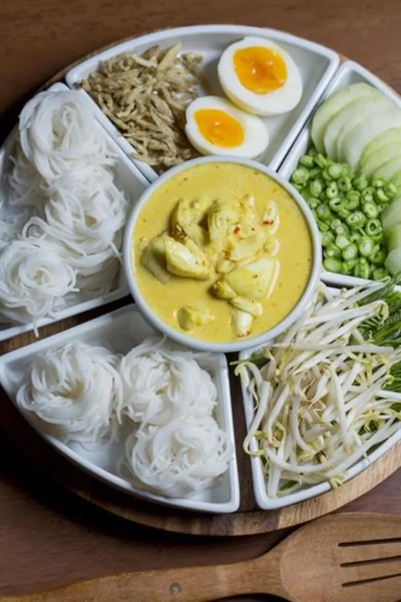ลิ้มรสอาหารไทยใต้ฉบับร้าน “คอ ระฆัง”