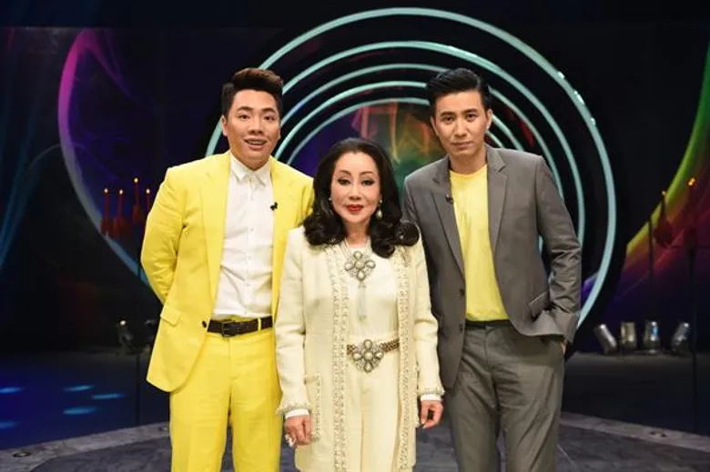 ทีวีไกด์: รายการ “มูไนท์ (MooNight)” คนหนุนบุญ “คุณซูซี่” เปิดสัมผัสผูกพัน 'พระนางเรือล่ม’ ใน 'มูไนท์’