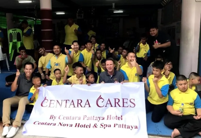 โรงแรมเซ็นทารา พัทยา และโรงแรมเซ็นทารา โน...