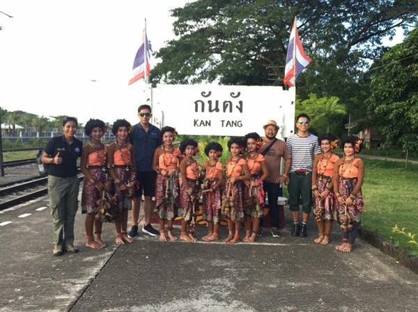กลุ่มตรัง Positive จับมือ ครุสถาปัตย์ – สถาปัตย์ สจล. มอ. และภาคีเครือข่าย ต่อยอดศิลปะวัฒนธรรม - สถาปัตยกรรมพื้นถิ่นและวิถีชุมชน ในงาน “กันตังบ้านเรา” จ. ตรัง