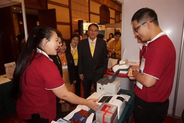 รศ.ดร.ทนพญ.พัชรี เจียรนัยกูร คณบดีคณะเทคนิคการแพทย์...