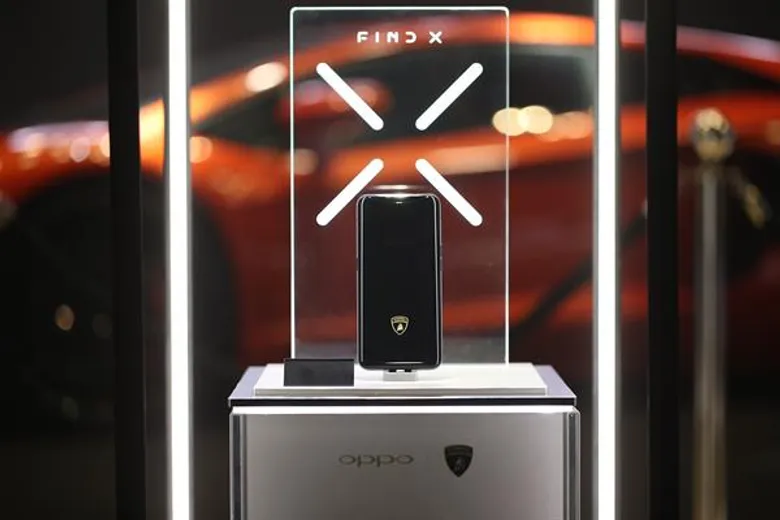 “ออปโป้” ฉลองครบรอบ 10 ปี ตอกย้ำความสำเร็จอย่างต่อเนื่อง พร้อมเปิดตัว OPPO Find X และ OPPO Find X Automobili Lamborghini Edition สมาร์ทโฟนเรือธงรุ่นล่าสุด เจาะกลุ่มตลาดไฮเอนด์