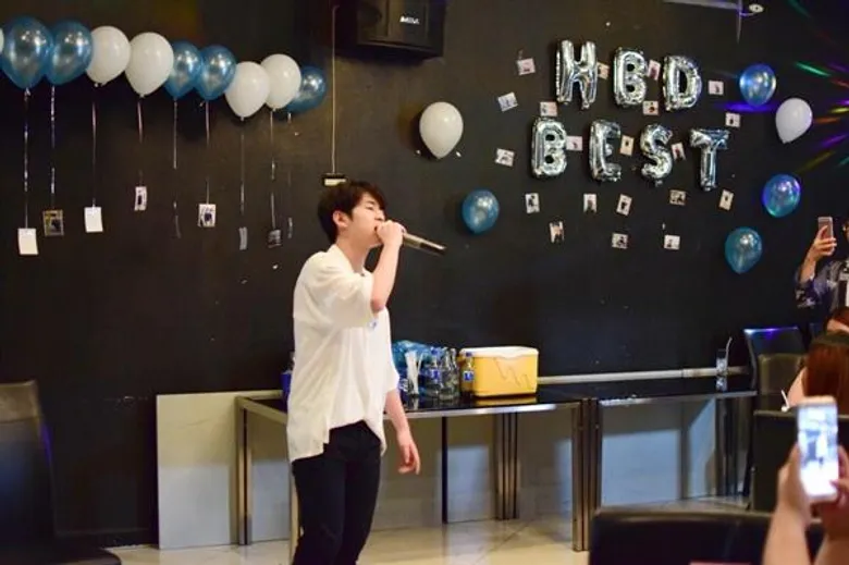 “เบสท์” แฮปปี้! ฉลองอายุ 17 อบอุ่น