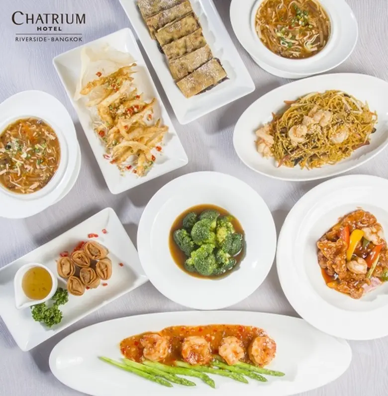 ห้องอาหารจีน ซิลเวอร์เวฟส์ โรงแรมชาเทรียม...