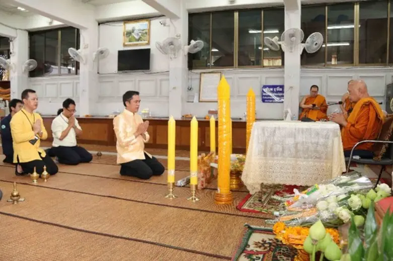แอร์พอร์ต เรล ลิงก์ ร่วมทำบุญตักบาตร ถวายเป็นพระราชกุศลแด่ ในหลวง ร.10 และร่วมถวายเทียนพรรษา ผ้าอาบน้ำฝน และเครื่องสังฆทานแก่วัดพระราม 9 กาญจนาภิเษก เนื่องในโอกาสวันเข้าพรรษา