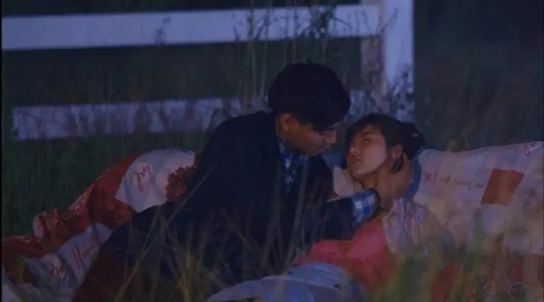 “เอสเธอร์ สุปรีย์ลีลา” เสน่ห์แรงมัดใจหนุ่มเพลย์บอย “อาร์ม วรท”