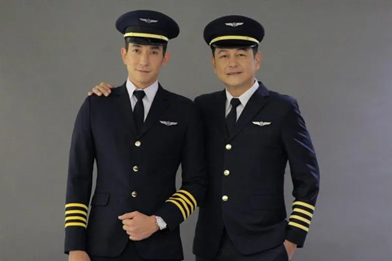 ทีวีไกด์: เรื่องย่อละคร ละครซีรีส์ My hero วีรบุรุษสุดที่รัก เรื่องย่อ ใต้ปีกปักษา