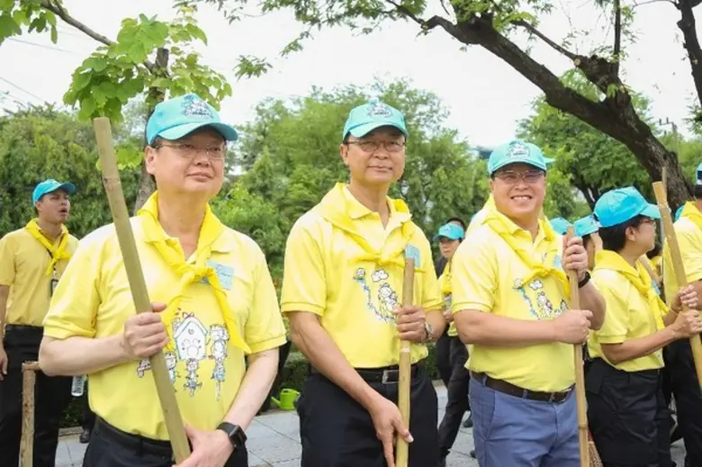 ดร.พิเชฐ ดุรงคเวโรจน์ รัฐมนตรีว่าการกระทรวงดิจิทัลเ...