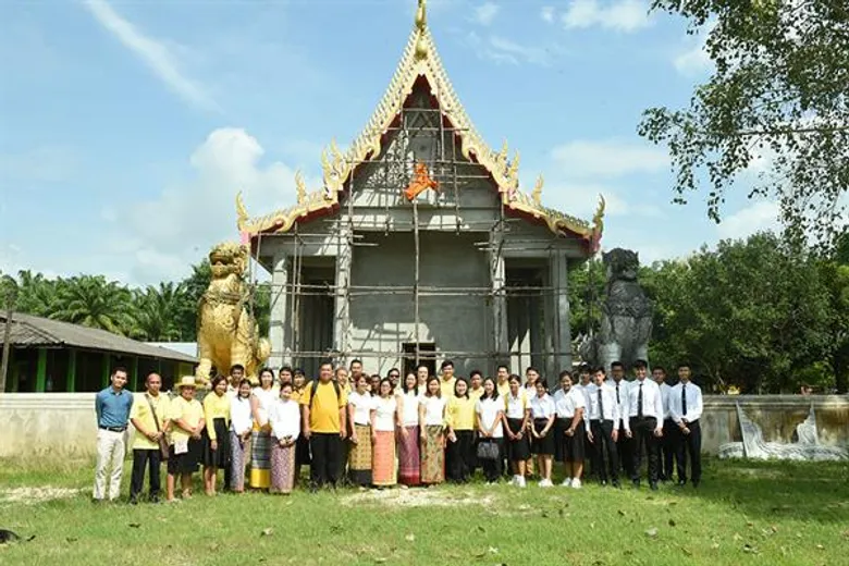ม.สงขลานครินทร์ ตรัง ร่วม อบต.ควนปริง เป็นเจ้าภาพถวายเทียนพรรษา ประจำปี 2561