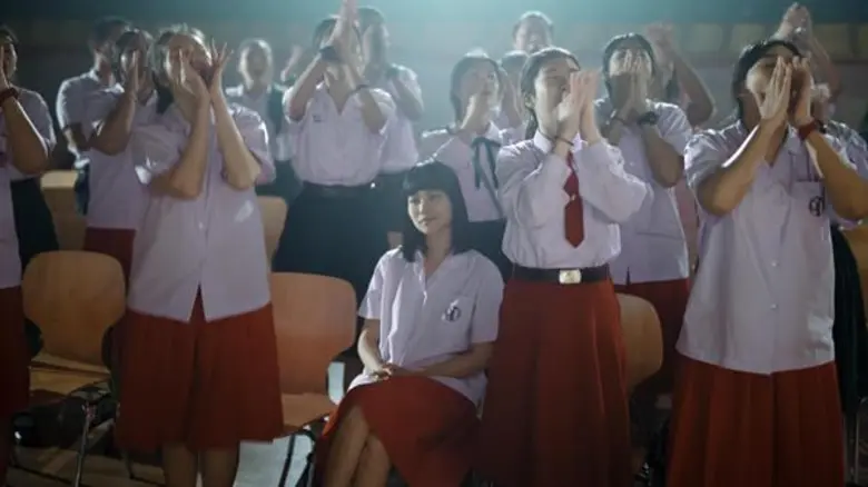 เรื่อง ซีรีย์ "เด็กใหม่" (THE SERIES GIRL...