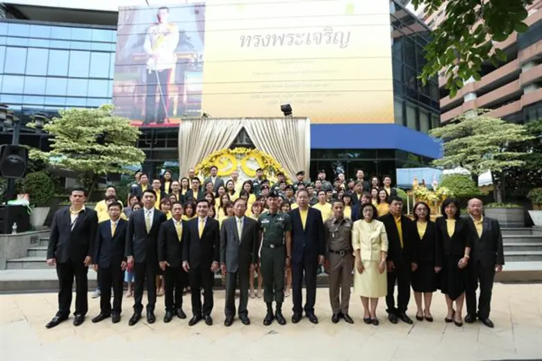 เอไอเอส ร่วมแสดงความจงรักภักดี จัดกิจกรรมเฉลิมพระเกียรติ สมเด็จพระเจ้าอยู่หัว เนื่องในโอกาสมหามงคลเฉลิมพระชนมพรรษา 28 กรกฎาคม 2561