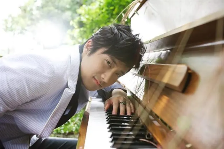 ห่างหายจากวงการเพลงไปนาน เพื่อไปดูแลธุรกิ...