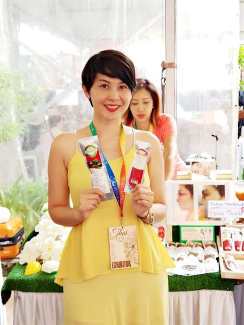 ครีม ธิชาชา ลุยธุรกิจเต็มสูบ!!! แต่ไม่ทิ้งวงการ ดีใจจบ ดร. เป็นของขวัญให้แม่