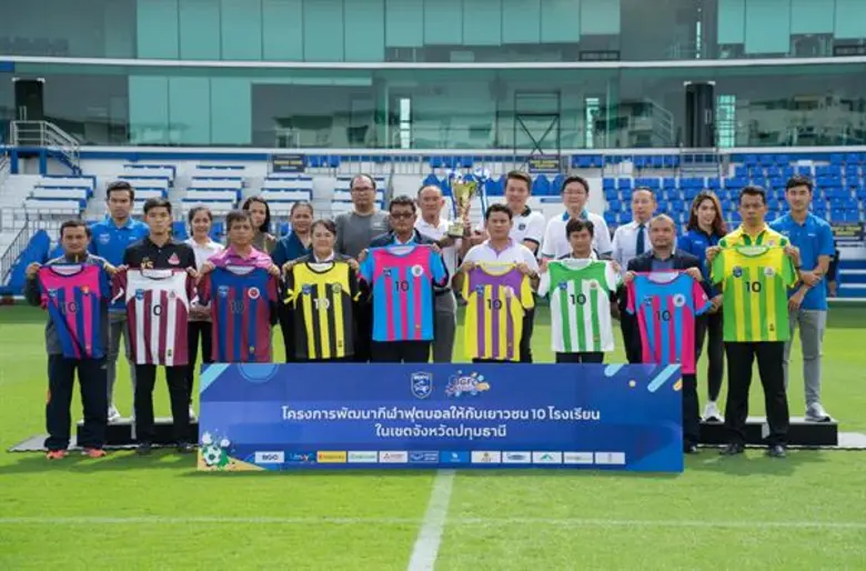 บีจีเอฟซี จัด "BGFC Campus Tour 2018" พัฒนาลูกหนัง 10 โรงเรียน