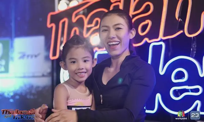 น้องชาช่า สาวน้อยอายุ 5 ขวบ ขอสานฝันต่อจากคุณแม่ คว้าปุ่ม Gold Buzzer แรก จากรายการ Thailand’s Got Talent : New Season ได้สำเร็จ!!