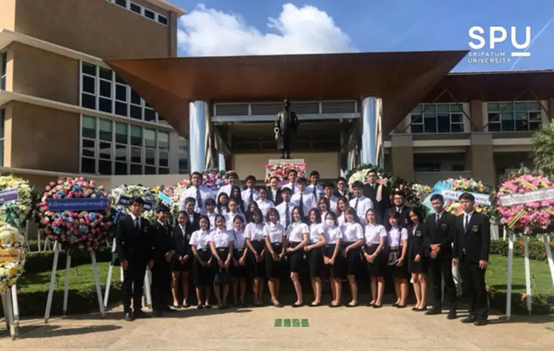 นักศึกษาคณะนิติศาสตร์ มหาวิทยาลัยศรีปทุม ...